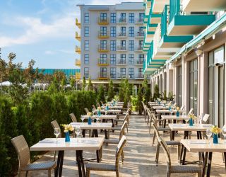 Отель "Город Mira Family Resort & SPA Anapa Miracleon" / "Город Мира Фэмили Резорт и СПА Анапа Мираклеон"